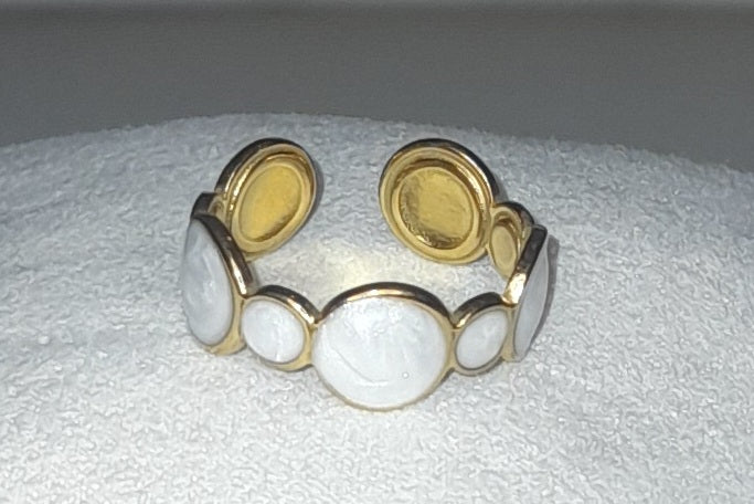 White pearly stainless steel adjustable ring