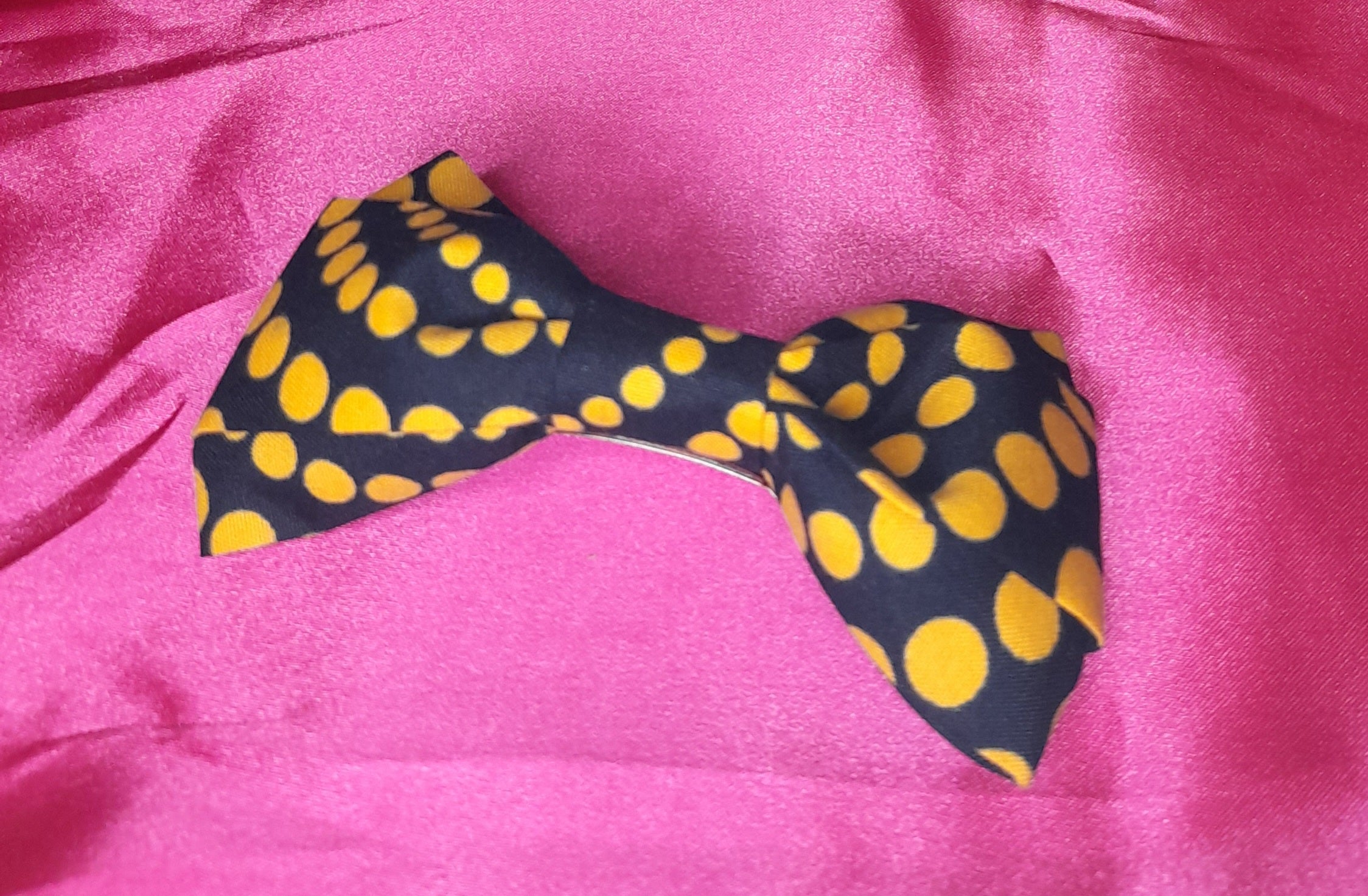 2x small print hair ribbons with French clip for girls/women