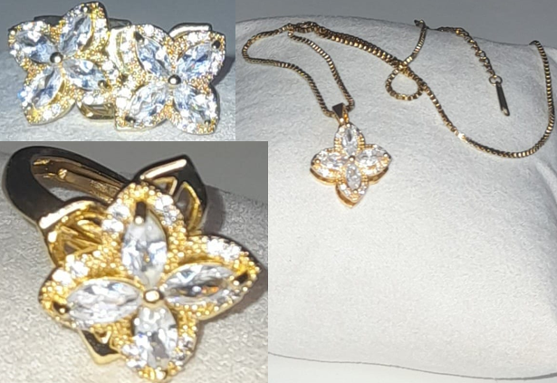 Sparkle & Luck: 18K Gold Plated Clover Jewelry Set
